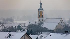 Winteransicht der Pfarrkirche St. Michael in Buxheim
